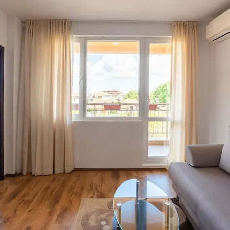 מלון Boutique Wellness Ambrosia 4*