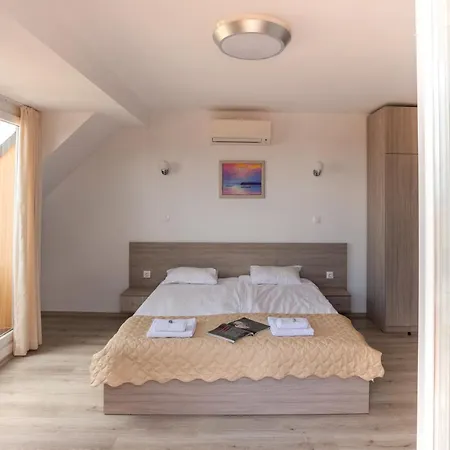 מלון Boutique Wellness Ambrosia צ'רנומורץ