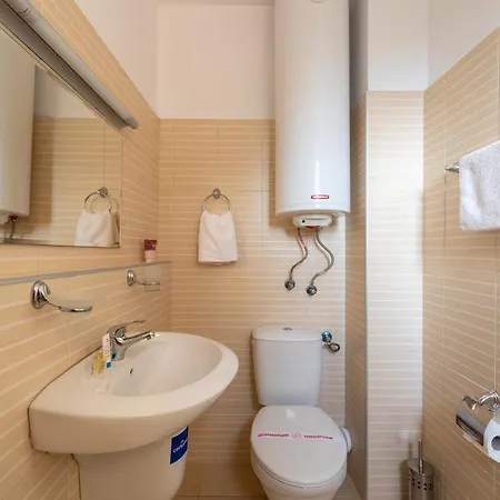 Boutique Wellness Ambrosia מלון 4*