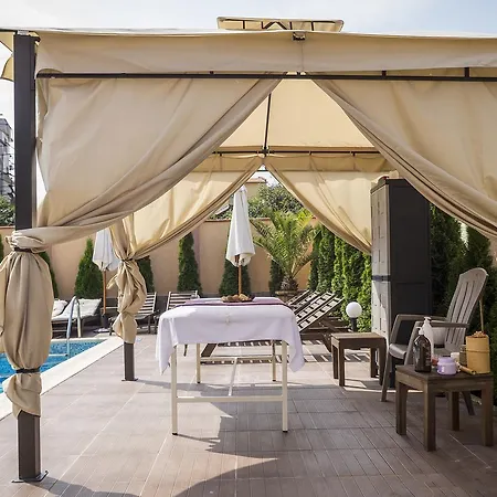 מלון Boutique Wellness Ambrosia צ'רנומורץ